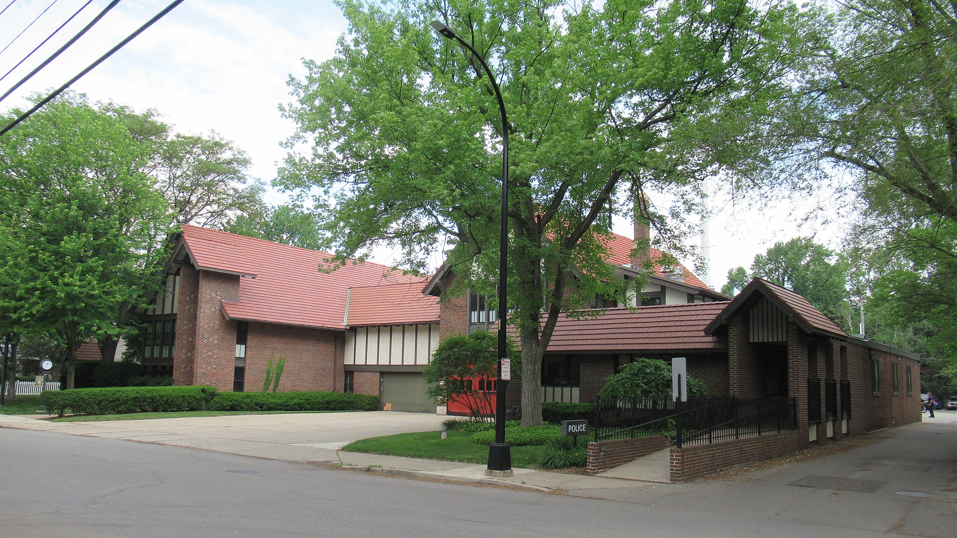 Grosse Pointe Farms, Michigan, an affluent lakefront city on Lake St. Clair